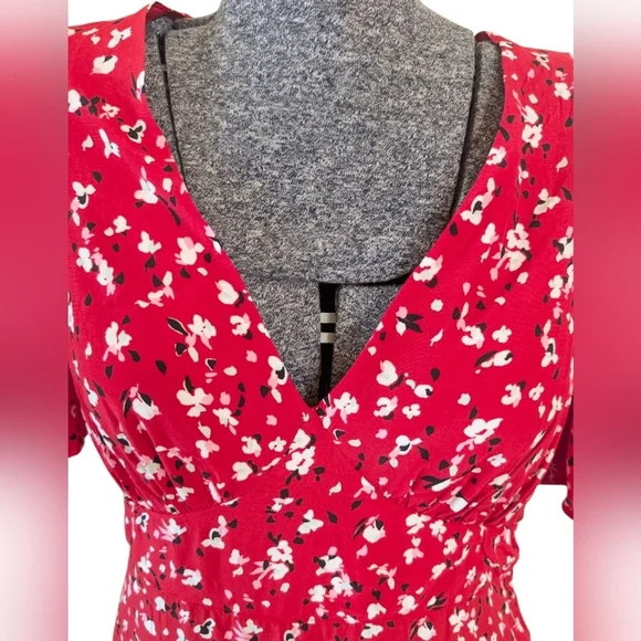 A New Day Red Floral V-Neck Flutter Sleeve Midi Dress Size 4 NWOT - Picture 3 of 9